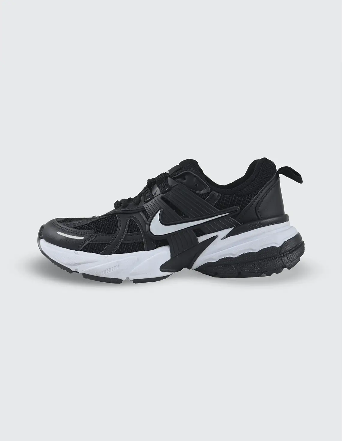 کفش دویدن زنانه نایکی V2K Run Summit W