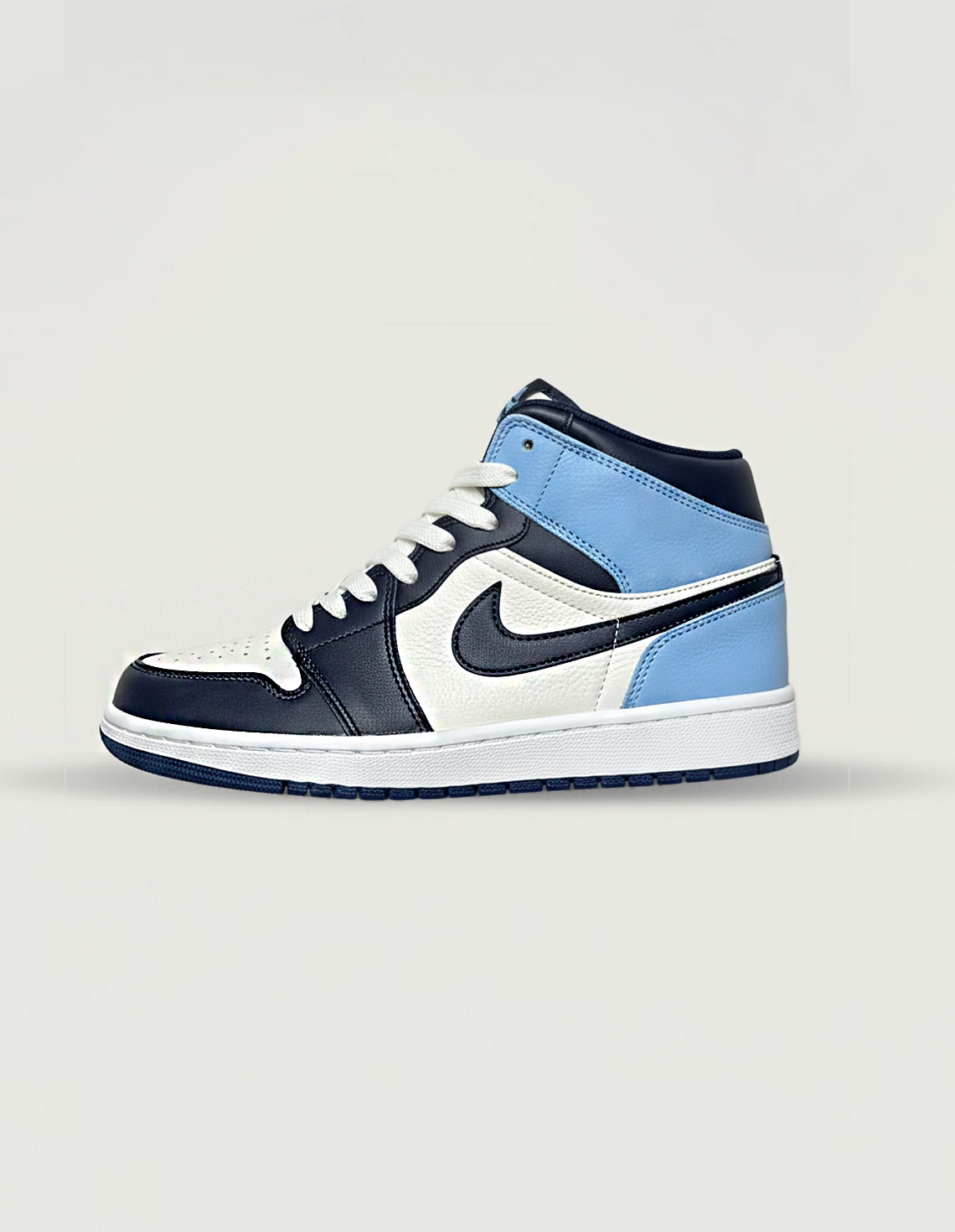 کفش روزانه زنانه نایکی Air Jordan 1 Mid Dark W