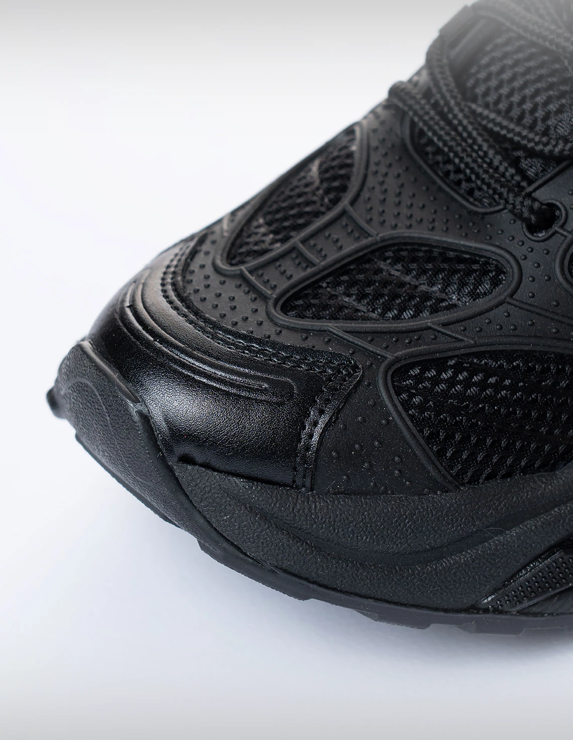 کفش روزانه مردانه آدیداس Adidas Adidas Ozweego M